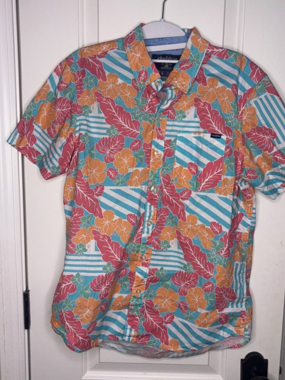 Chubbies Men's Tropical Floral Shirt - Multicolor Pineapple Fun Frat size S